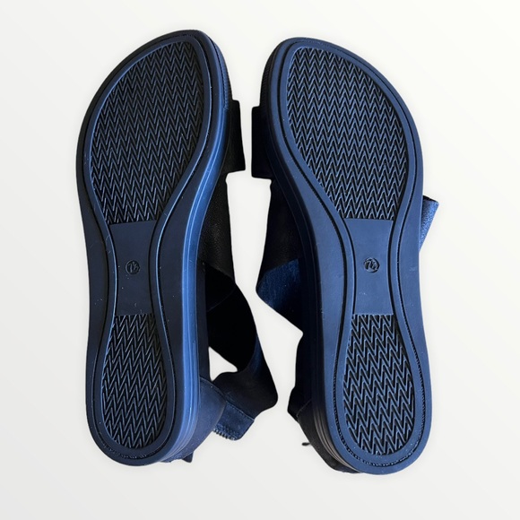 Eileen Fisher black leather sandals size 7.5 - Picture 5 of 6